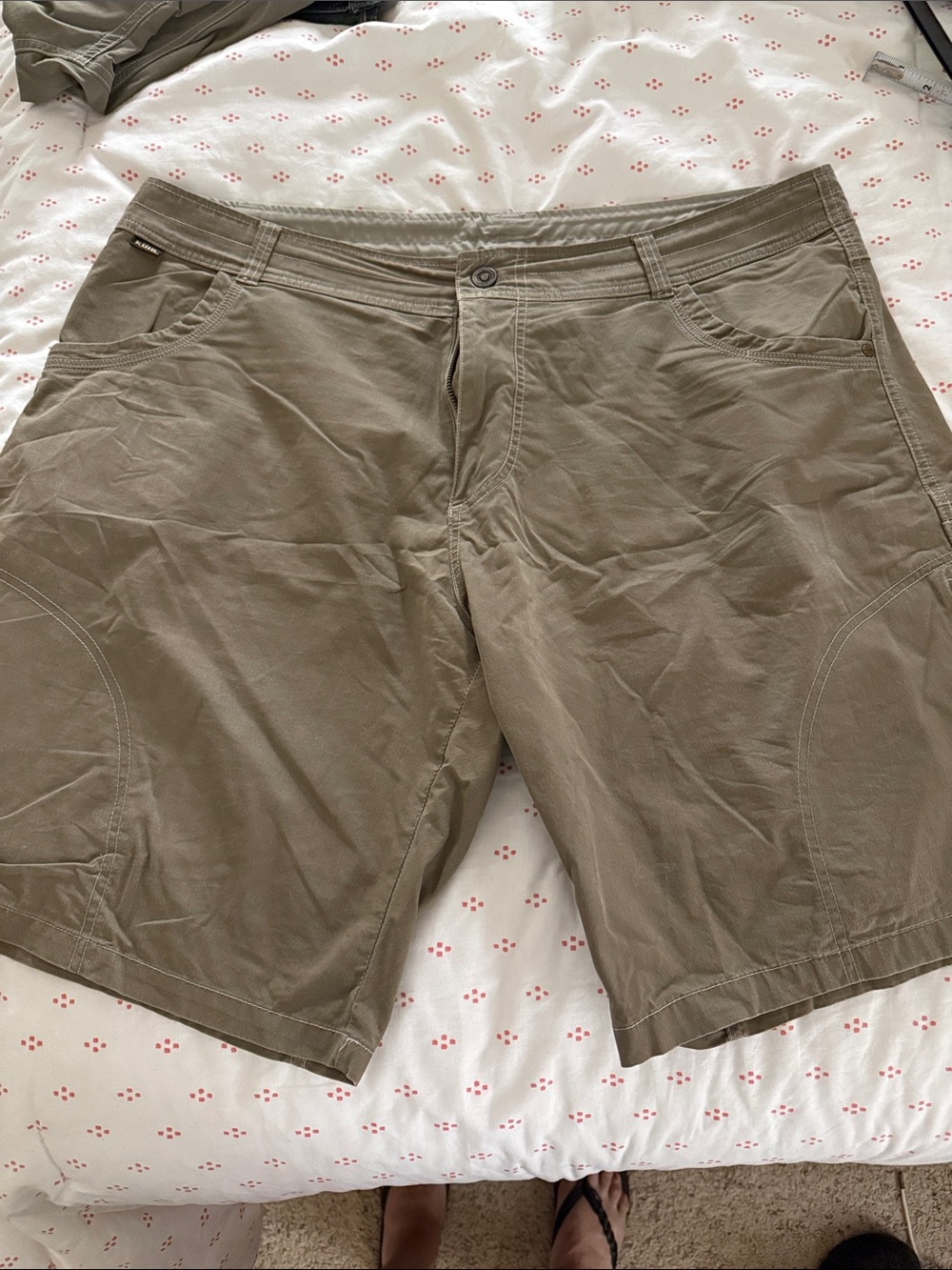 Kuhl men’s shorts size 40.